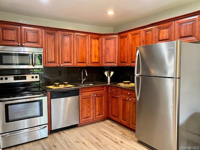 393 Great East Neck Road, Unit 393D photo 2