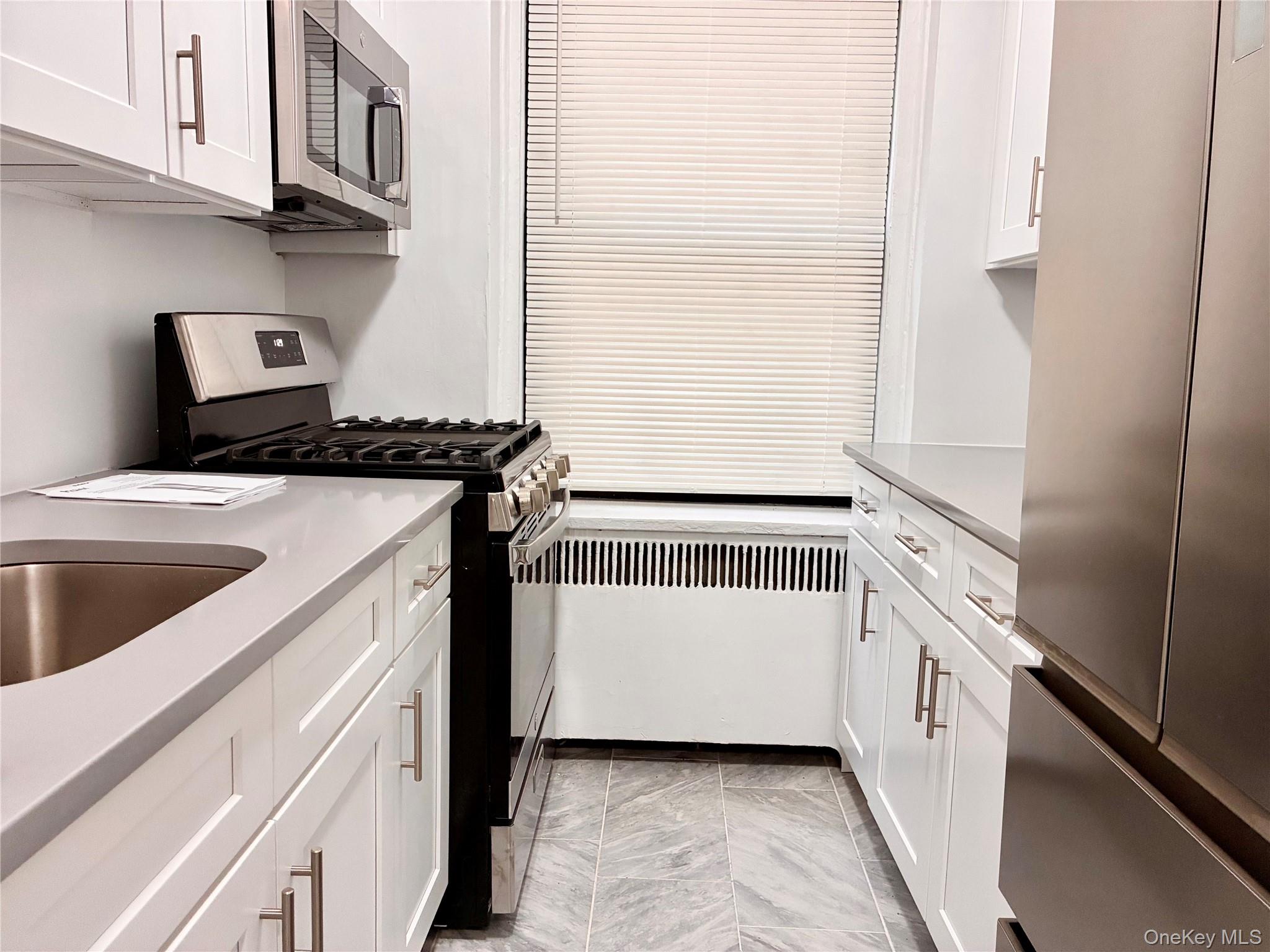 2685 Creston Avenue, Unit 1B photo 4