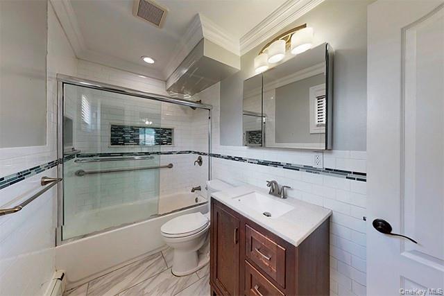 20 Perry Boulevard, Unit 1 photo 8