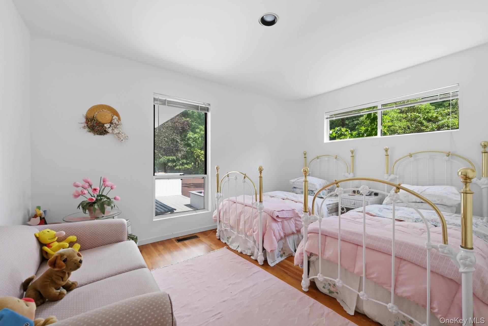 23 Deerfield Way – For Sale photo 17