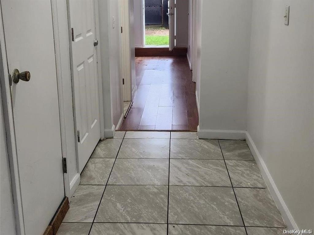 124 10th Avenue – For Rent photo 3