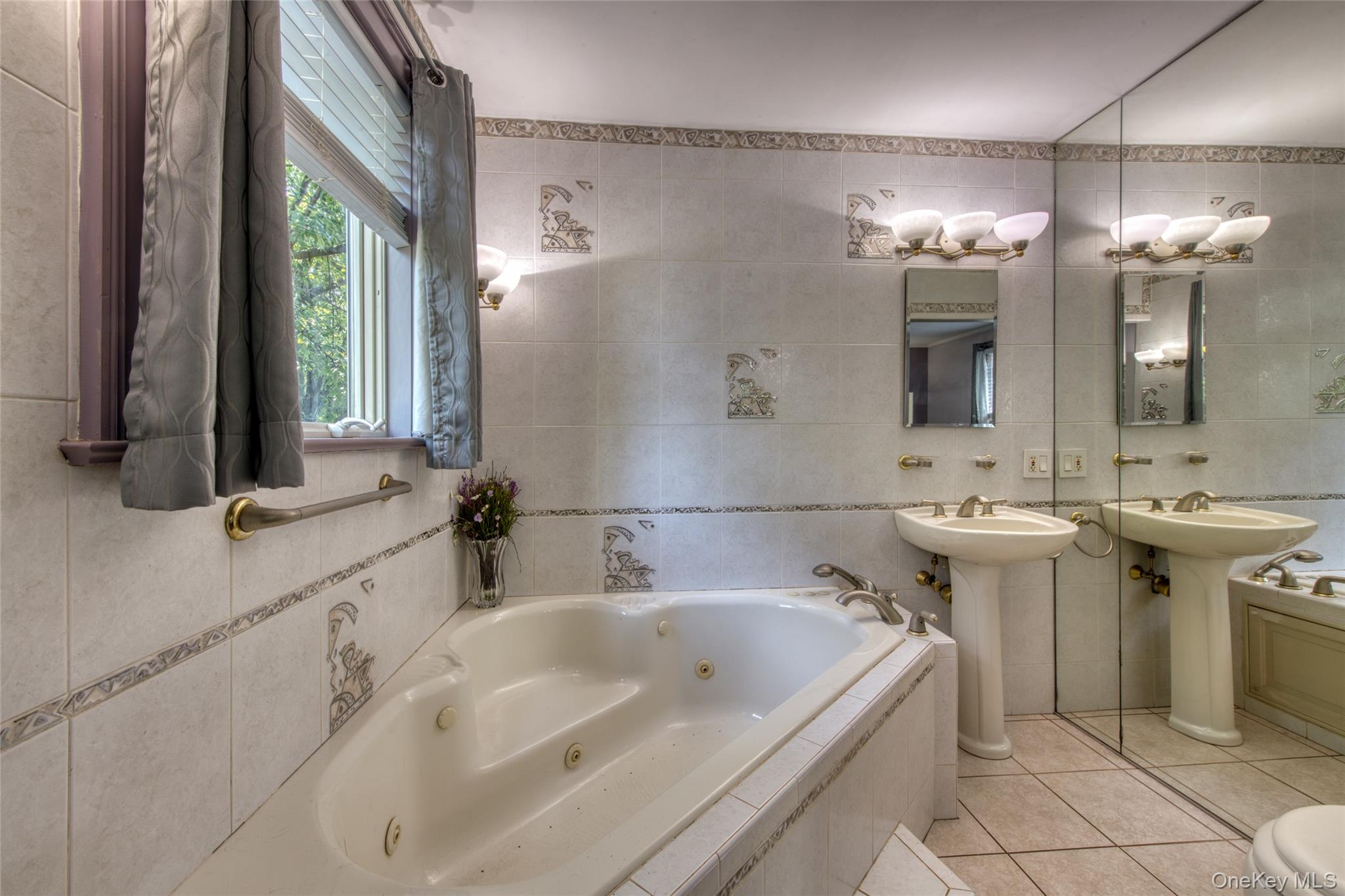 1227 Roanoke Avenue – For Sale photo 12