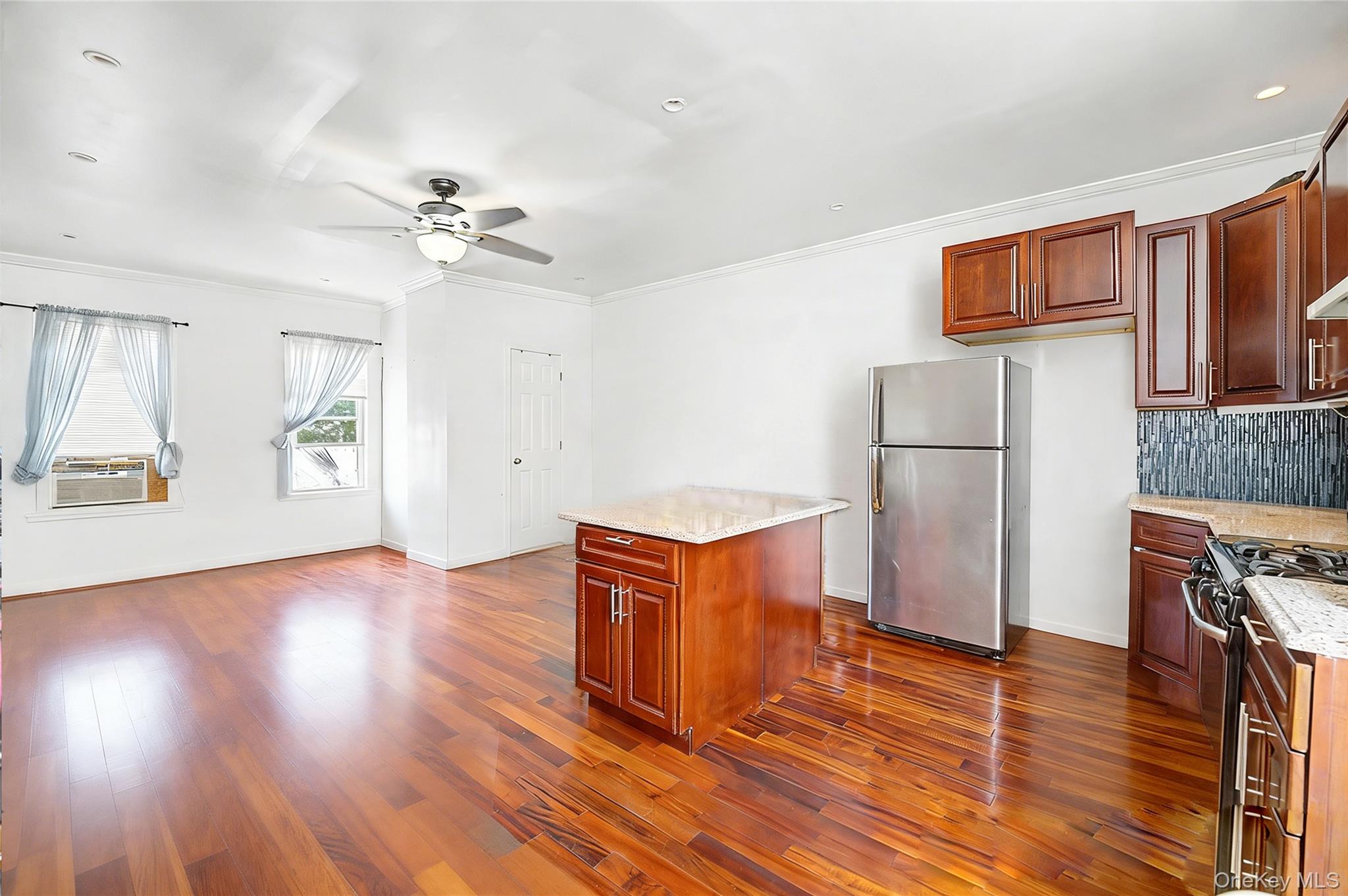 8712 95th Avenue – For Sale photo 11