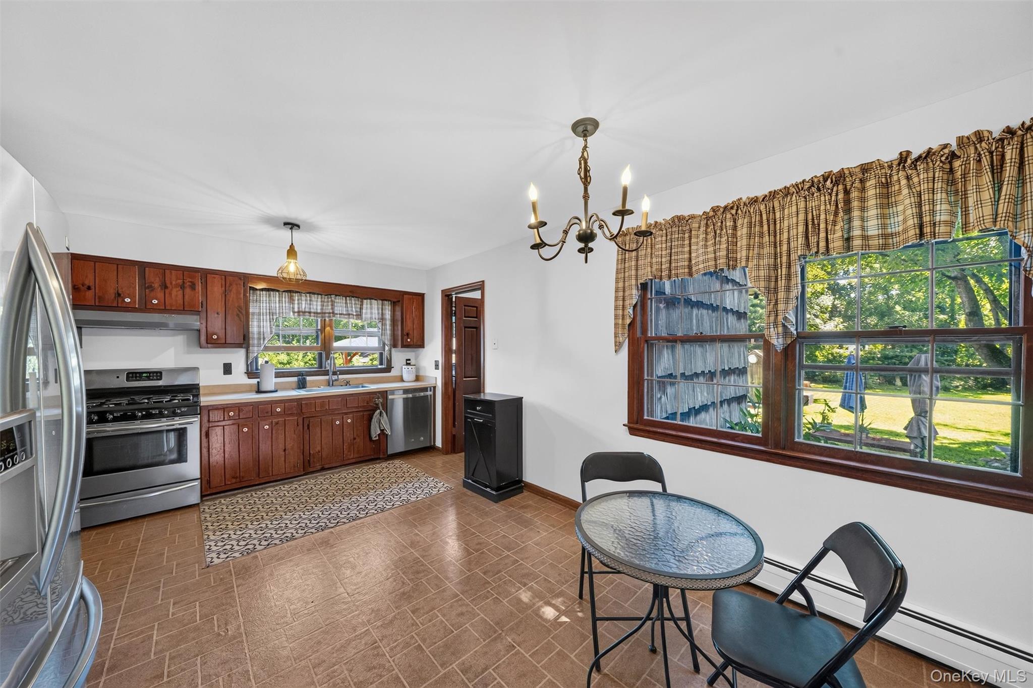 10 Washington Avenue – For Sale photo 9
