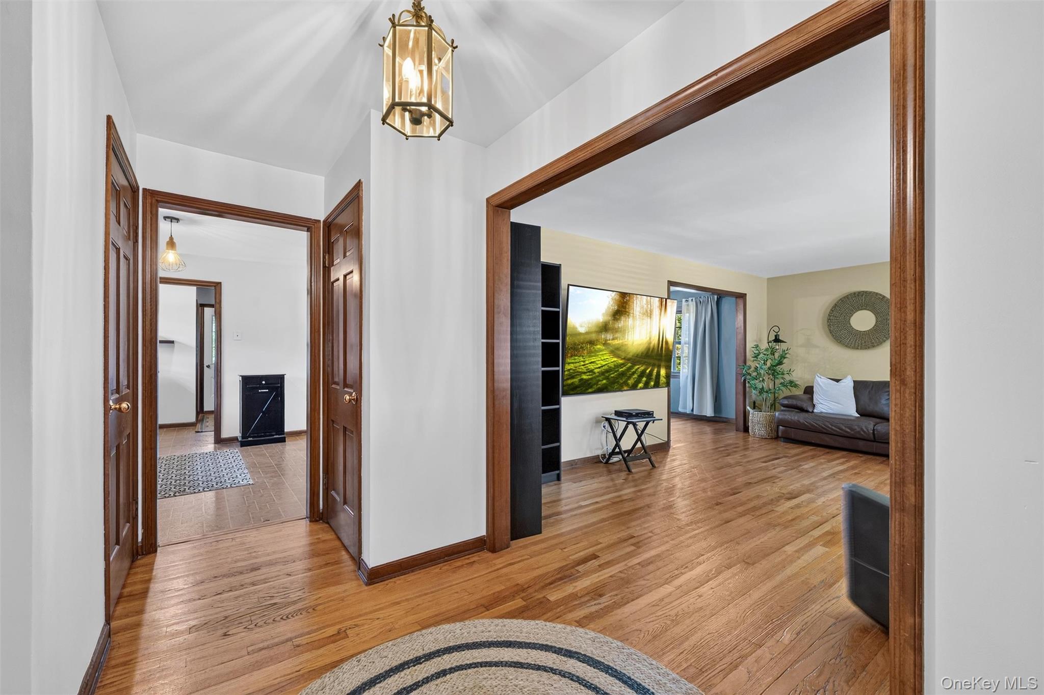 10 Washington Avenue – For Sale photo 3