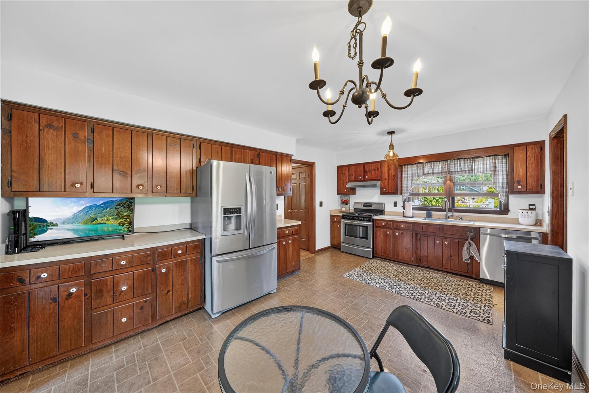 10 Washington Avenue – For Sale photo 11