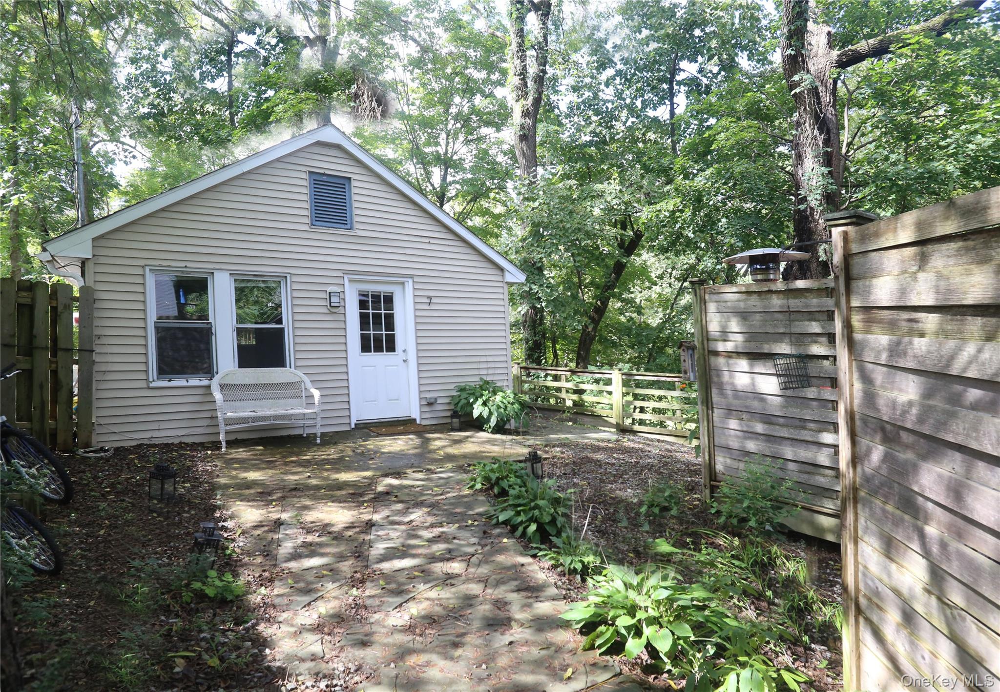 7 Bridge Street – For Rent
