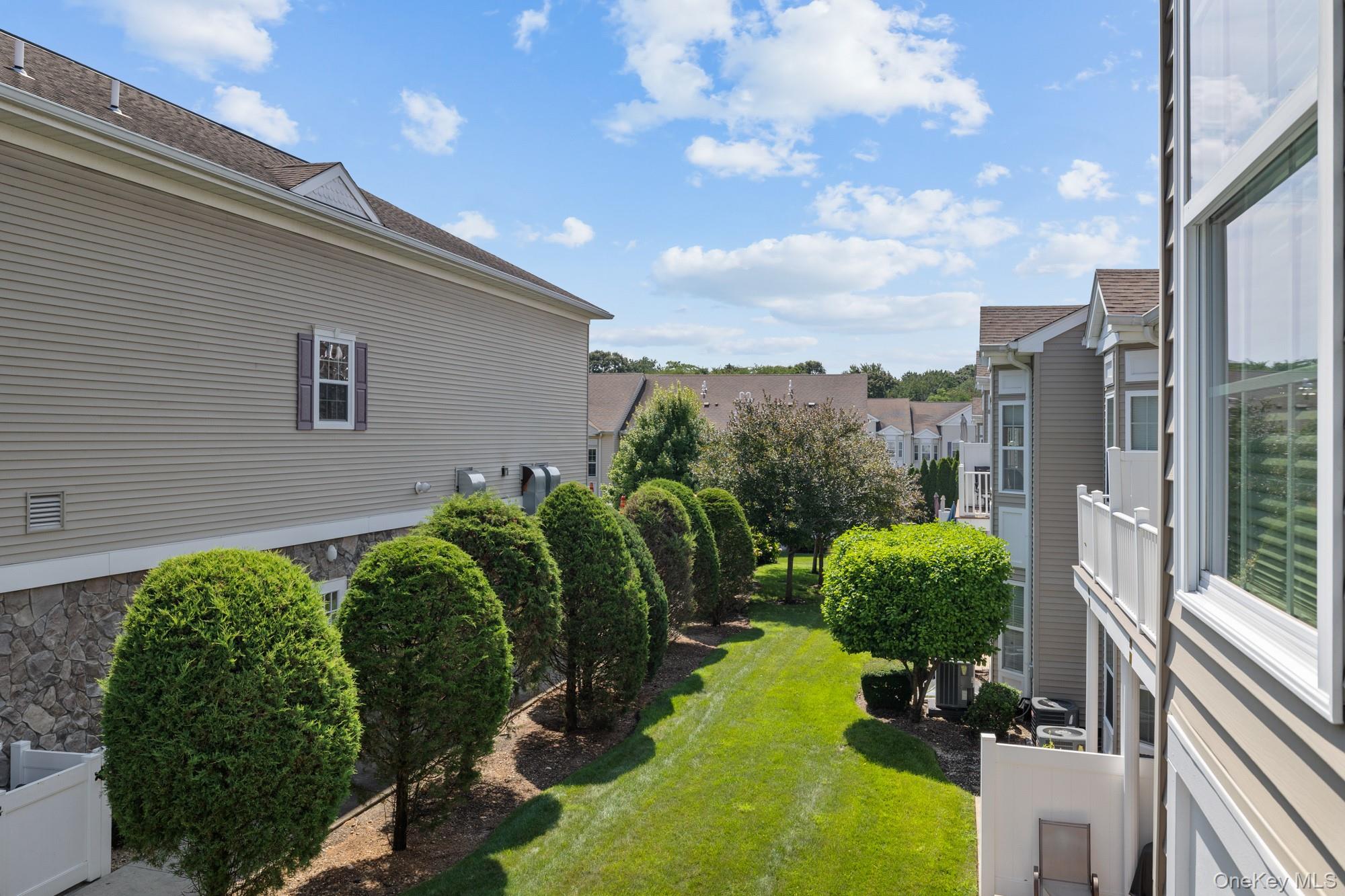 421 Autumn Drive – For Sale photo 18