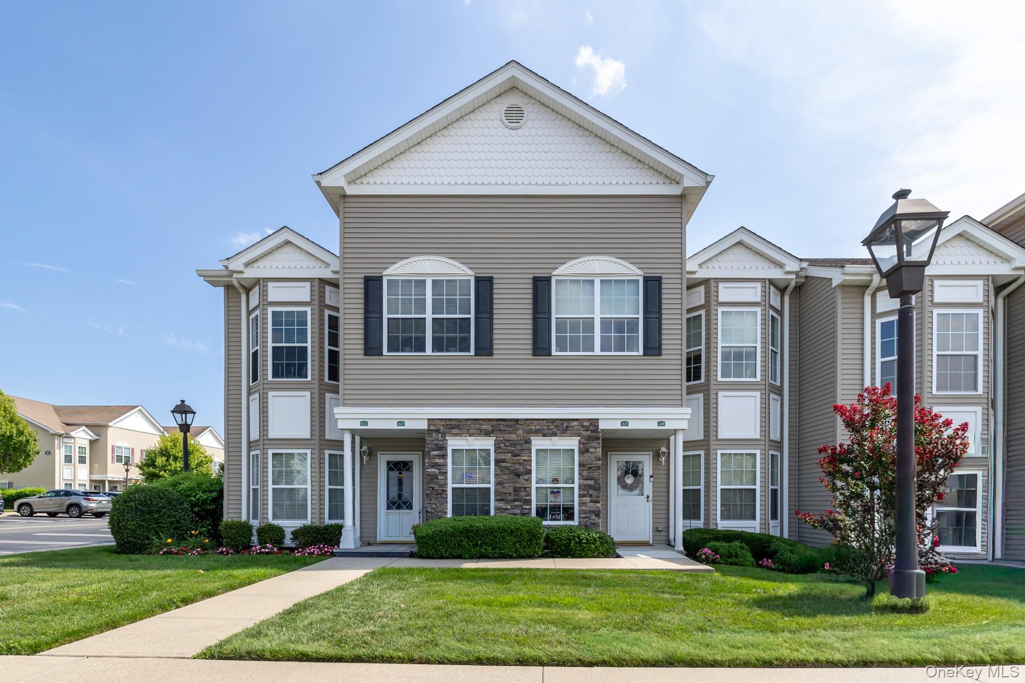 421 Autumn Drive – For Sale