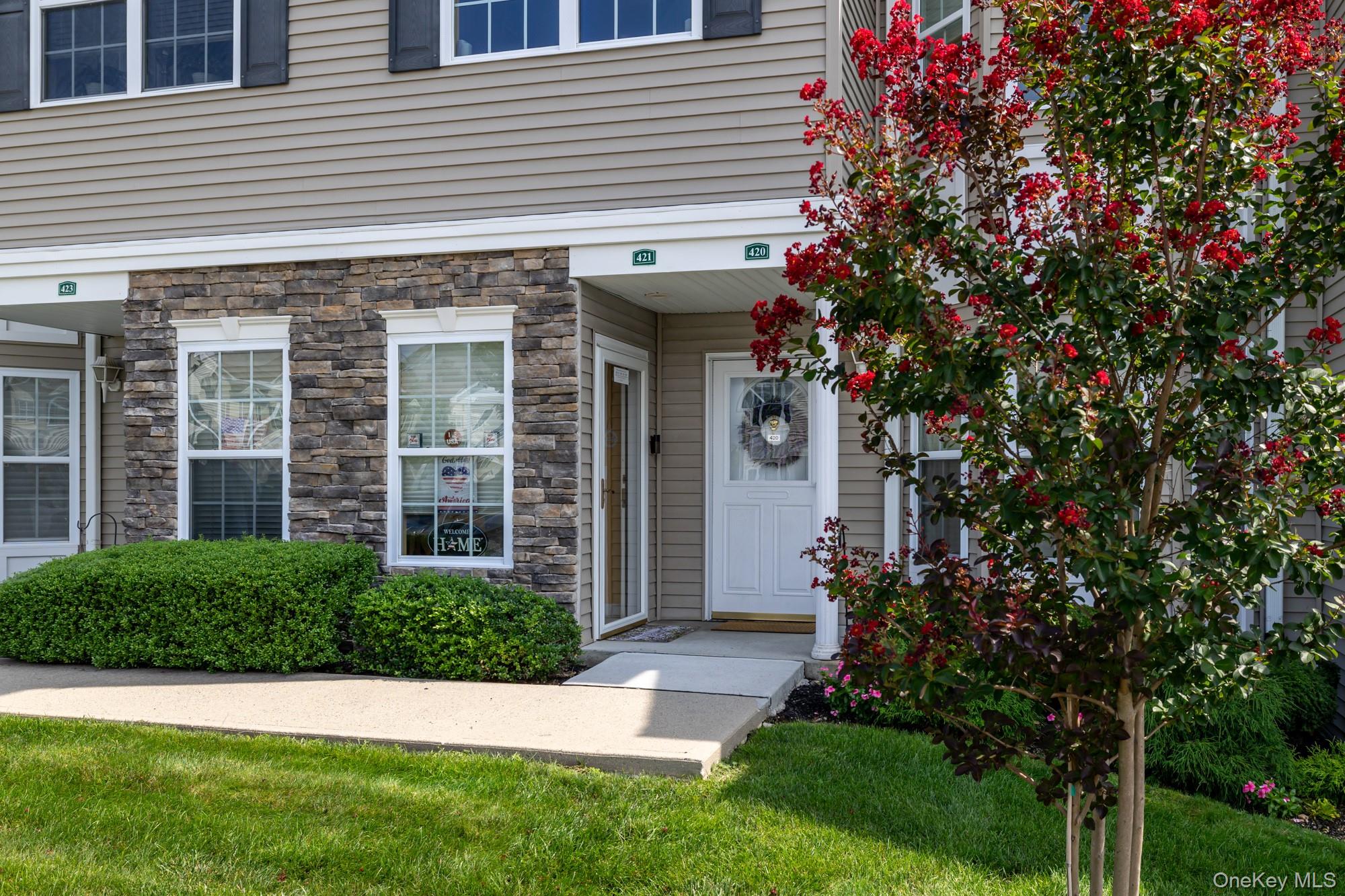 421 Autumn Drive – For Sale photo 2