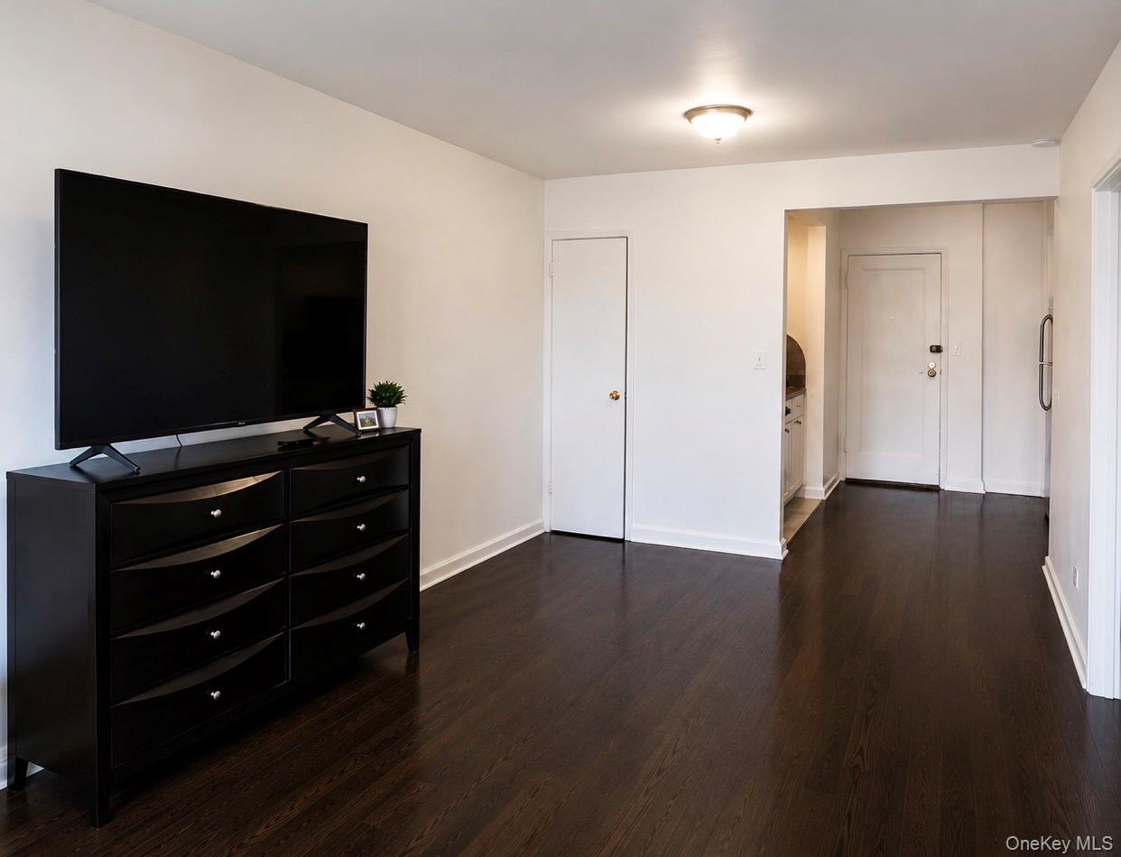 37-30 83RD STREET, Unit 5L photo 5