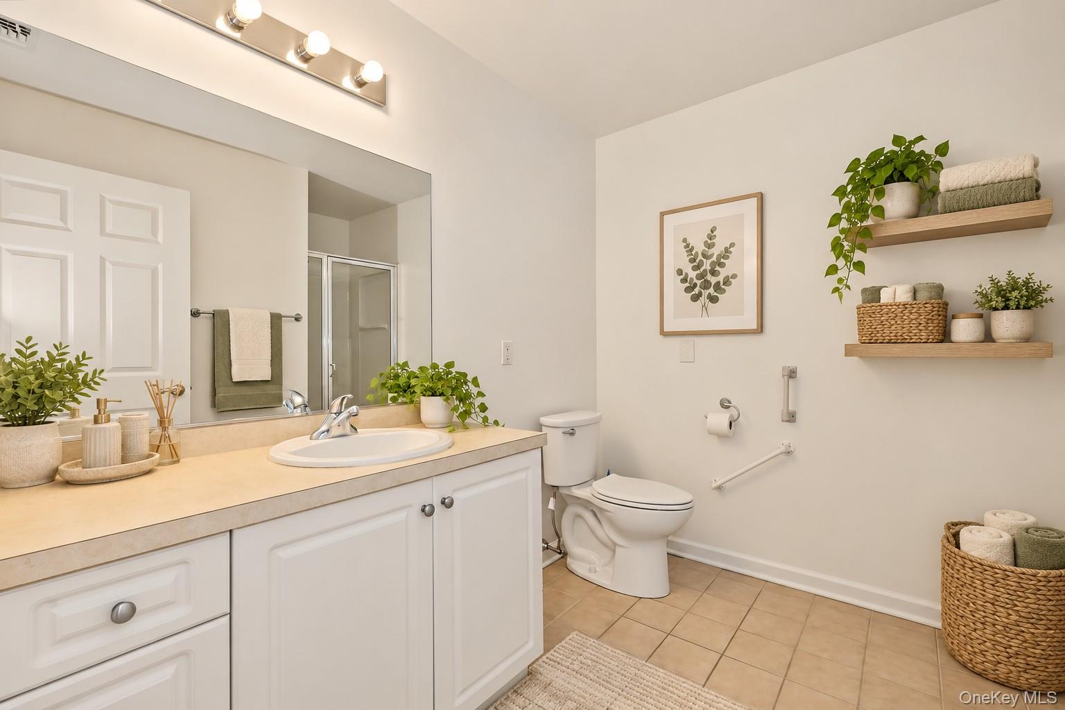 100 Woodcrest Lane, Unit 124 photo 17