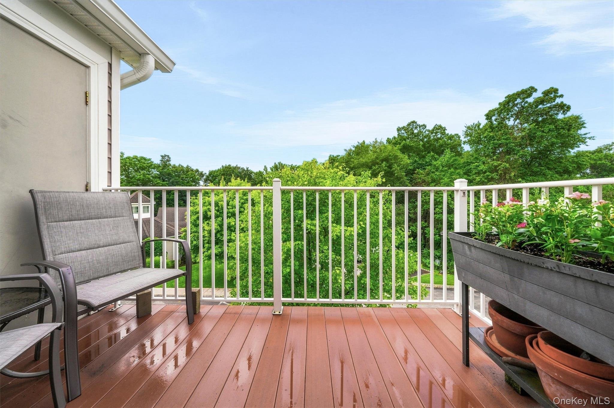 100 Woodcrest Lane, Unit 124 photo 19