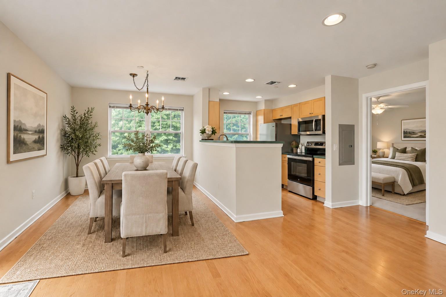 100 Woodcrest Lane, Unit 124 photo 13