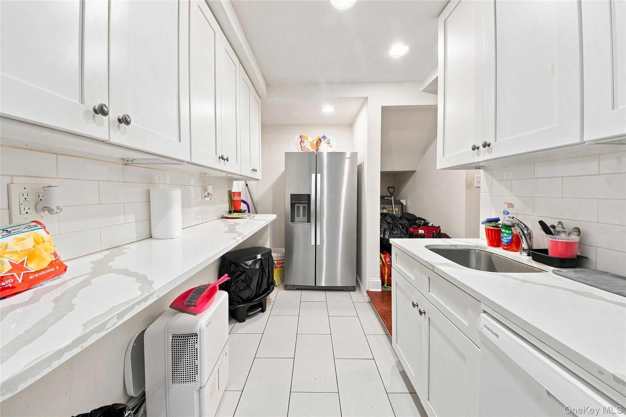 1812 Fowler Avenue, Unit 2 photo 18