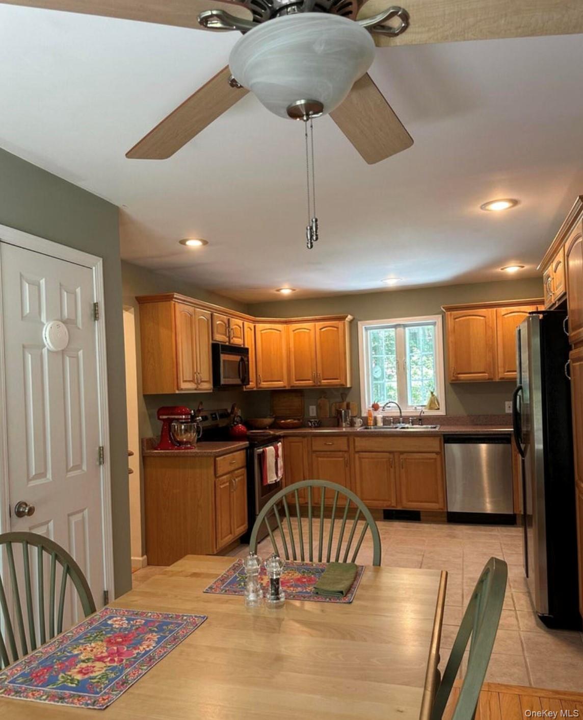 99 Van Tine Road – For Sale photo 23