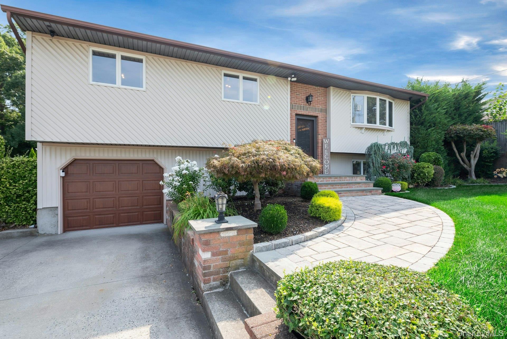 9 Urban Drive – For Sale photo 3