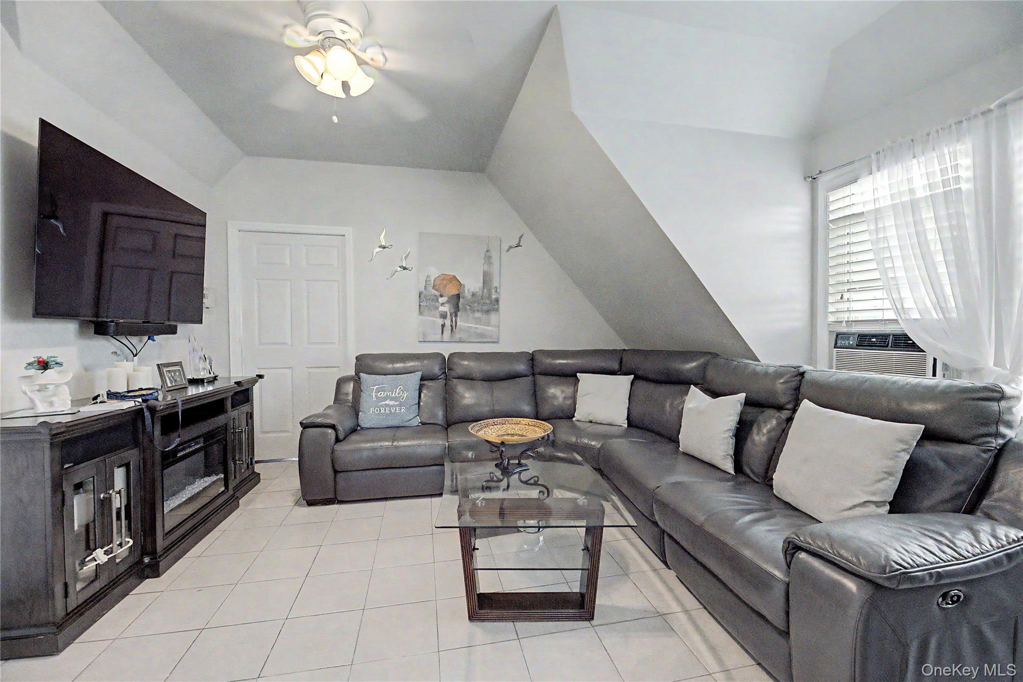 1913 Bogart Avenue – For Sale photo 11