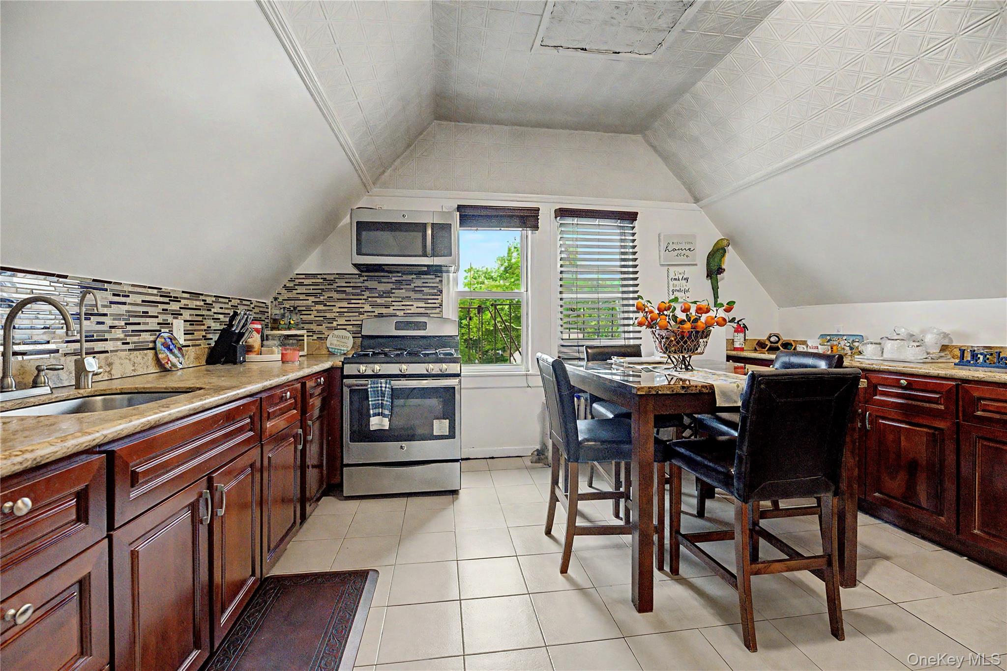 1913 Bogart Avenue – For Sale photo 7