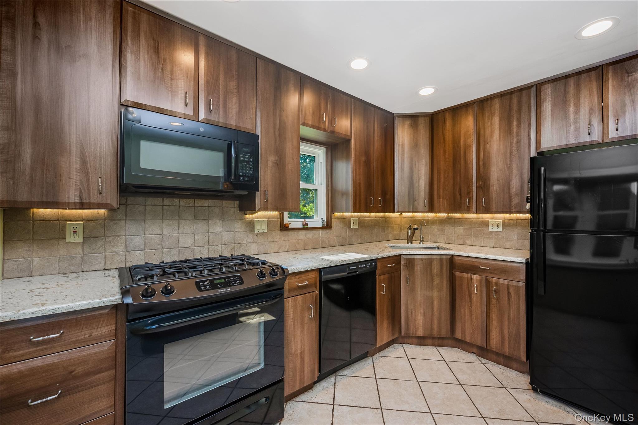 82 Herman Avenue – For Sale photo 3