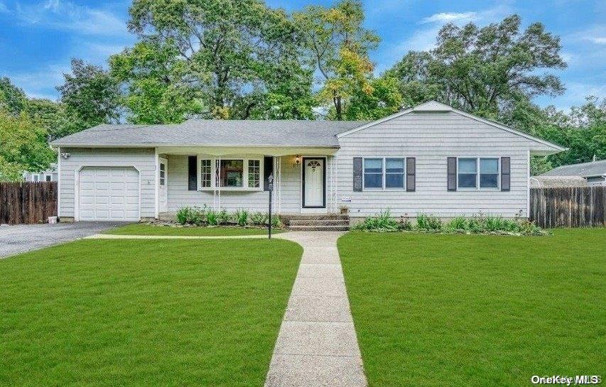 6 Willow Street – For Rent