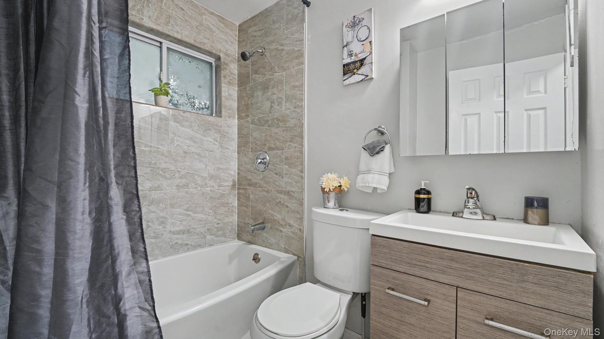 32 Lake Place – For Sale photo 13