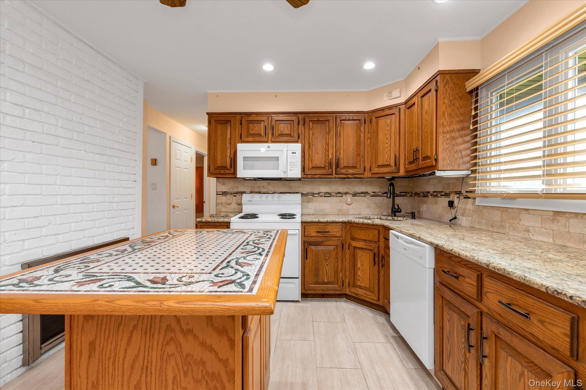 114 Stonecutter Road – For Sale photo 8