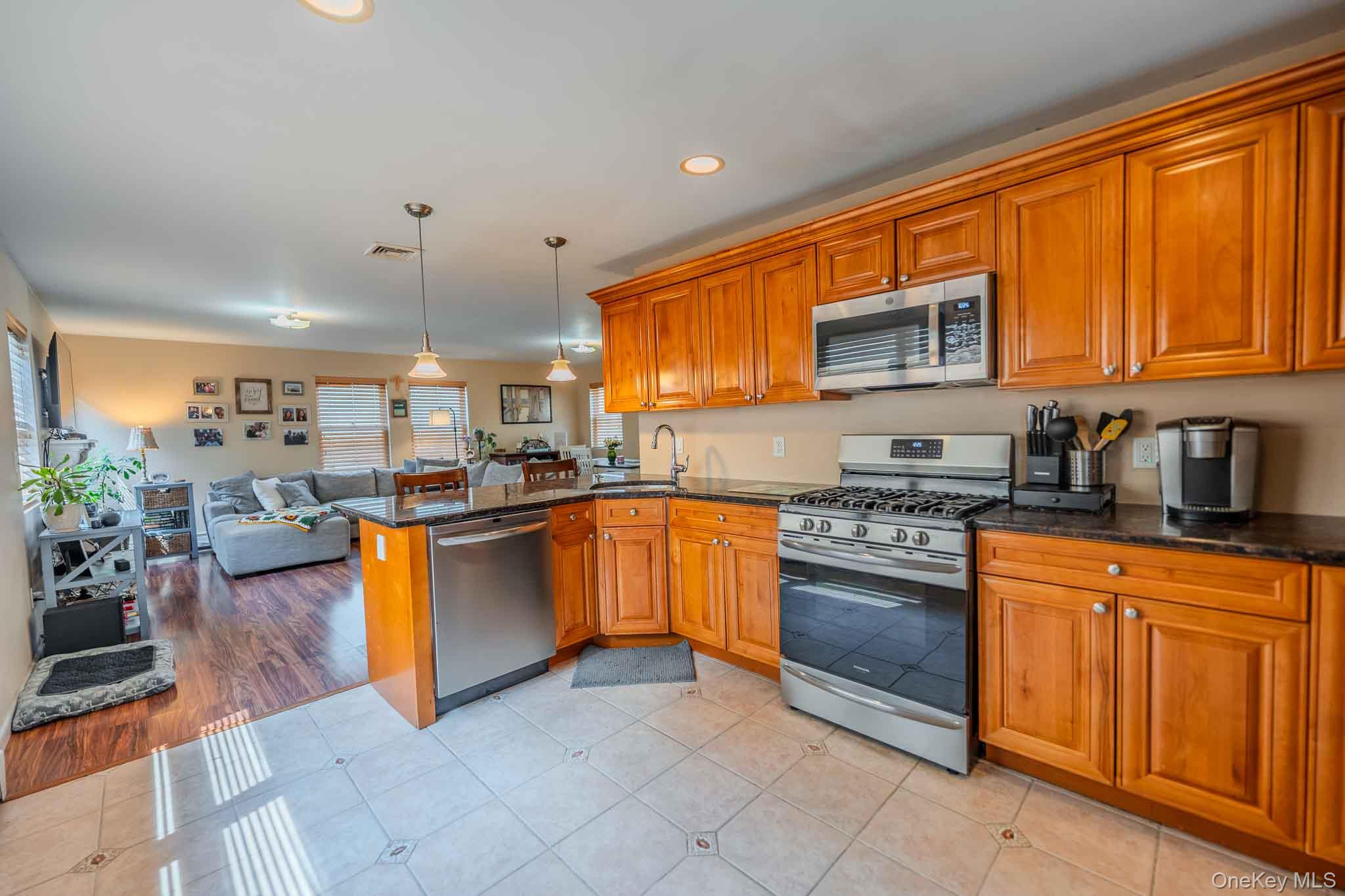 37 Louisiana Street – For Sale photo 12