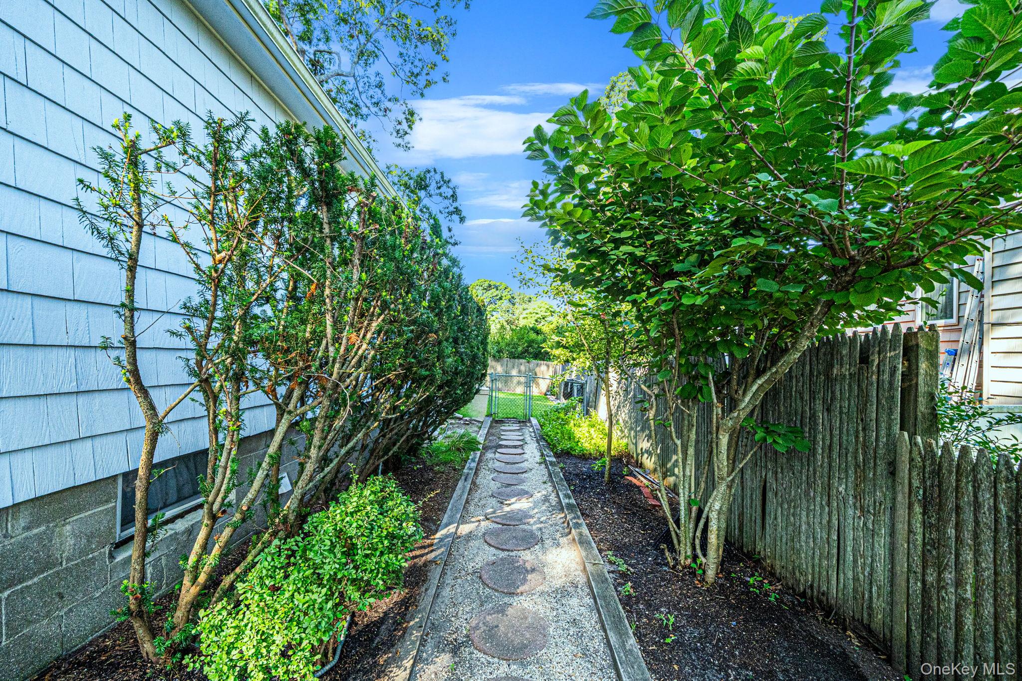 4 Vine Street – For Sale photo 18