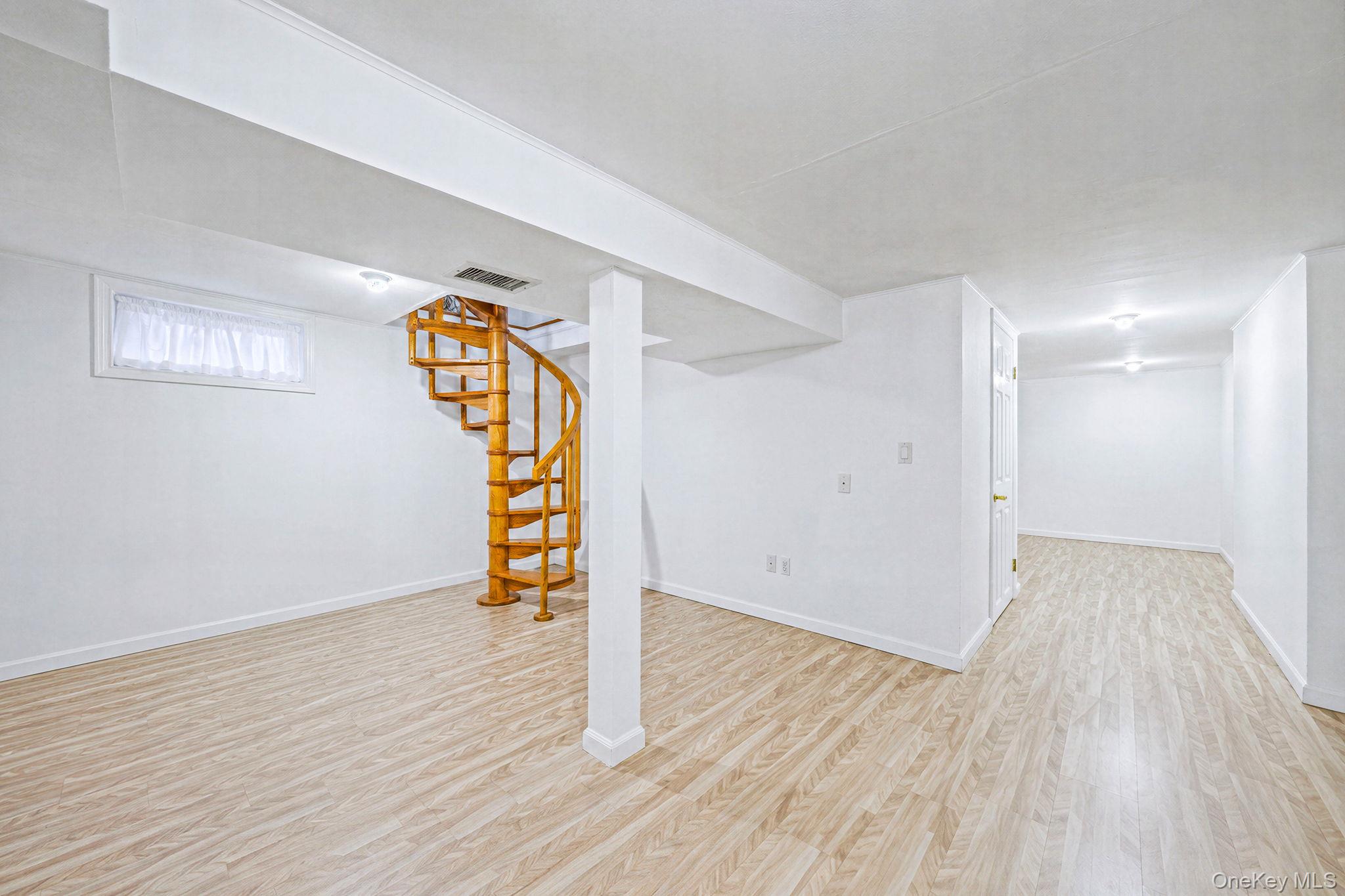 4 Vine Street – For Sale photo 14