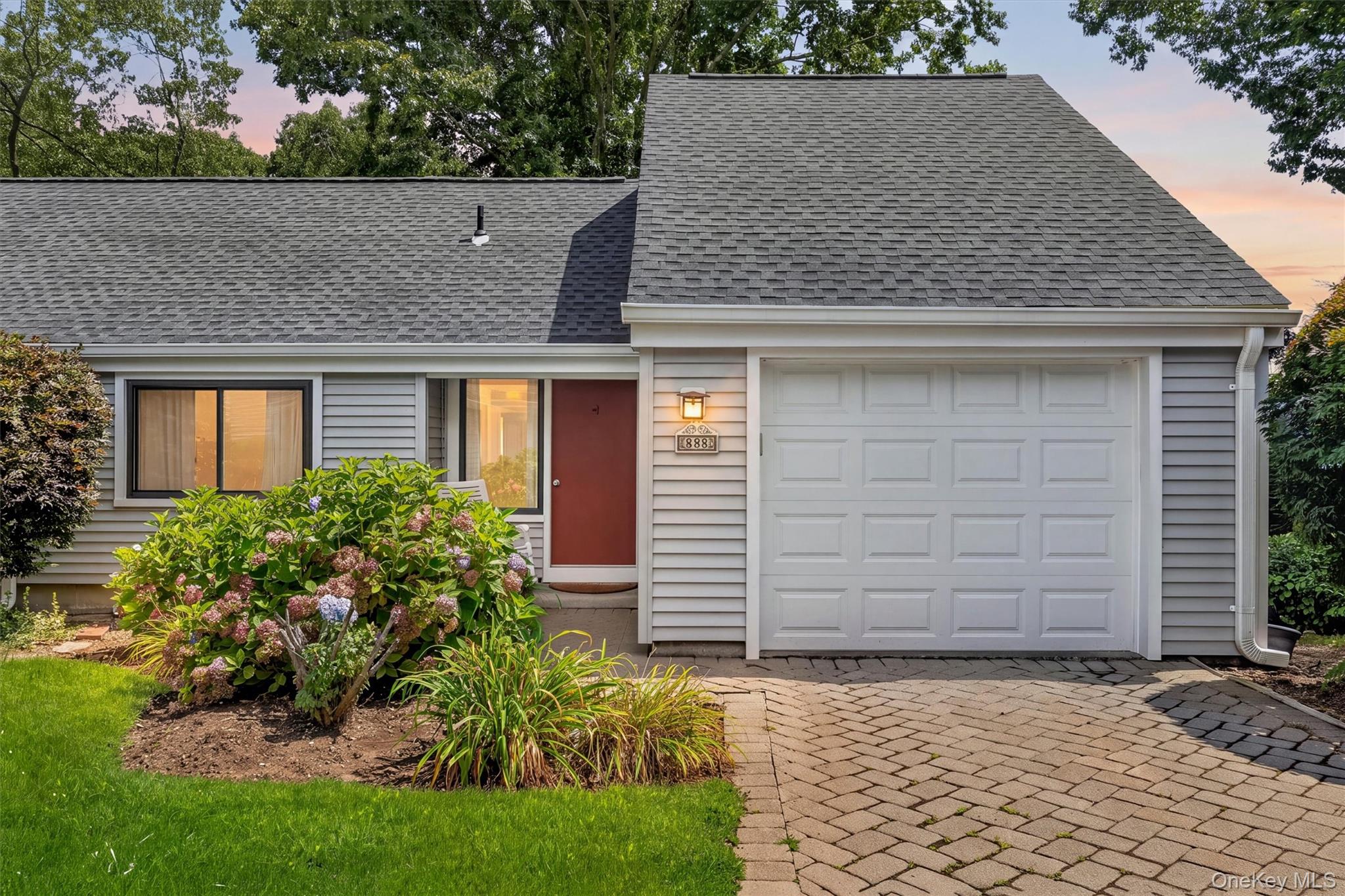 88 Heritage Hills, Unit B