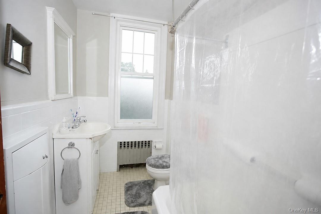 249 Centre Avenue – For Sale photo 23