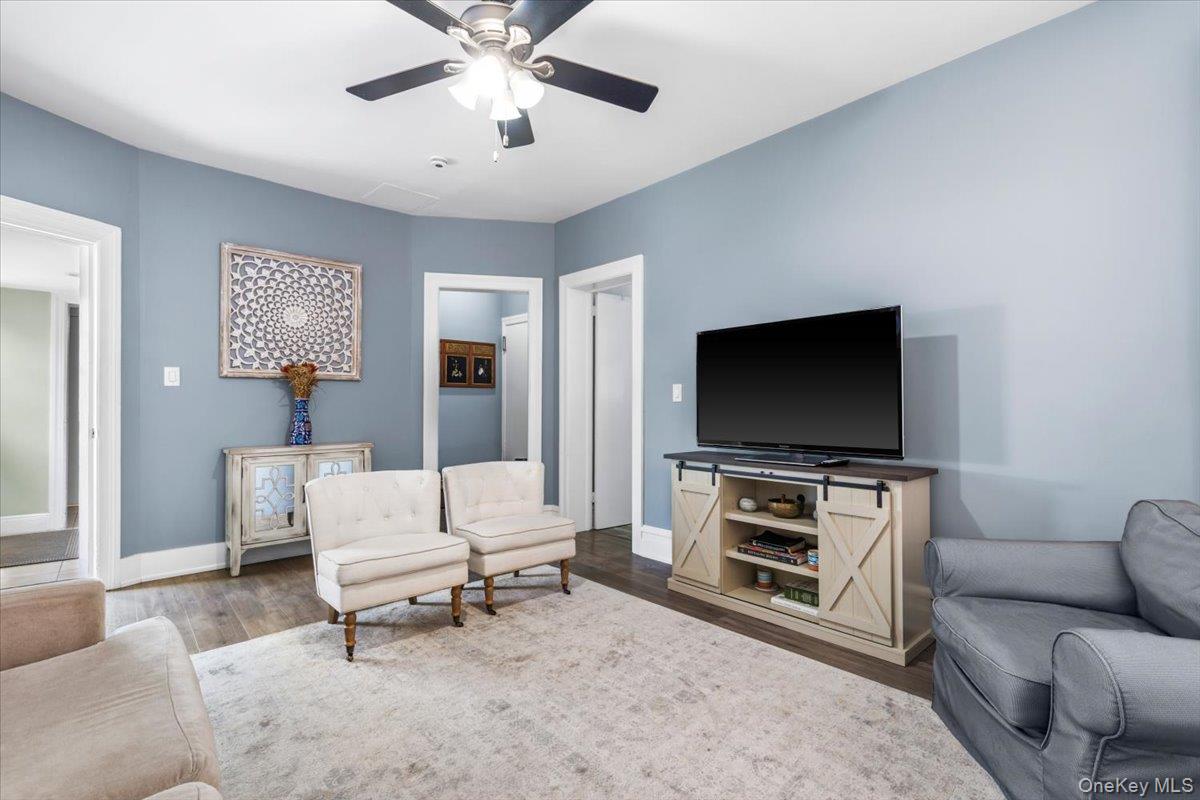 249 Centre Avenue – For Sale photo 15