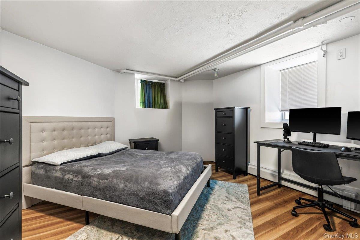 249 Centre Avenue – For Sale photo 18