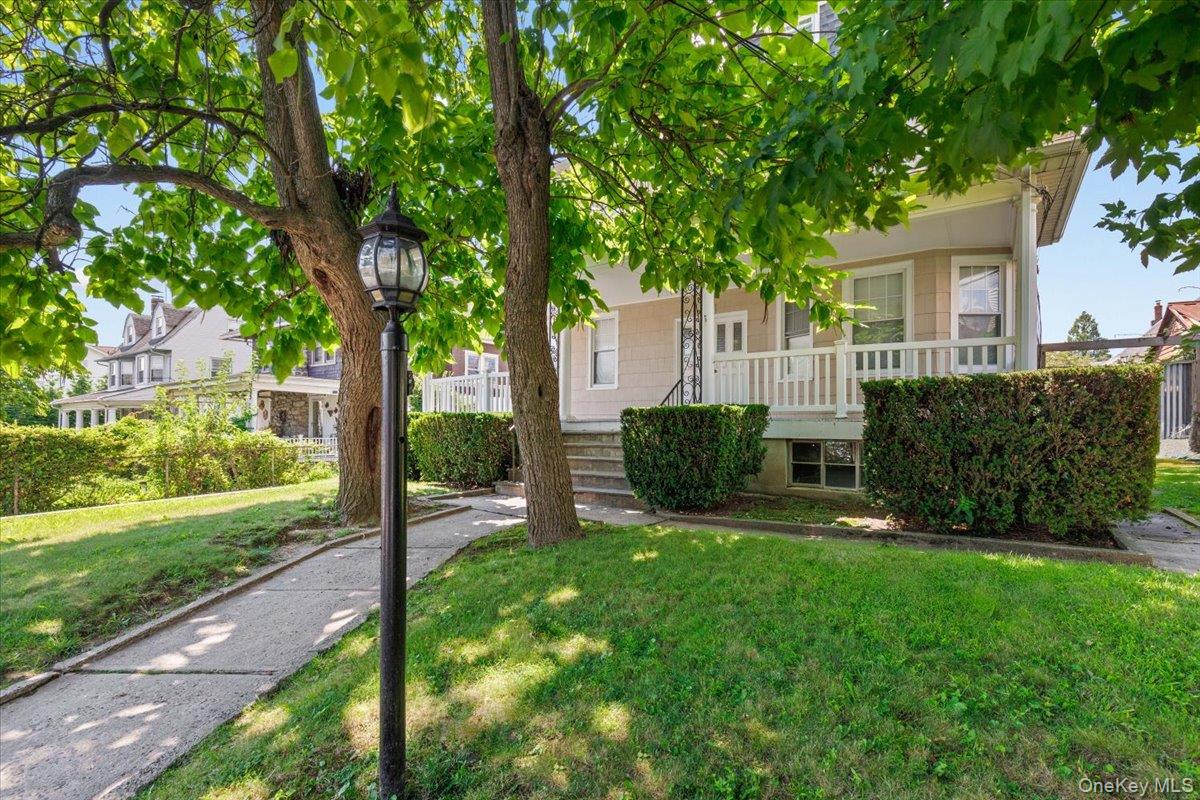 249 Centre Avenue – For Sale photo 4