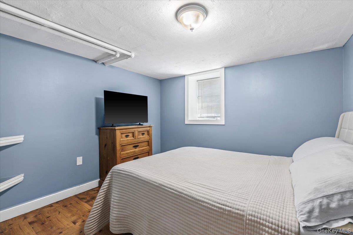 249 Centre Avenue – For Sale photo 19