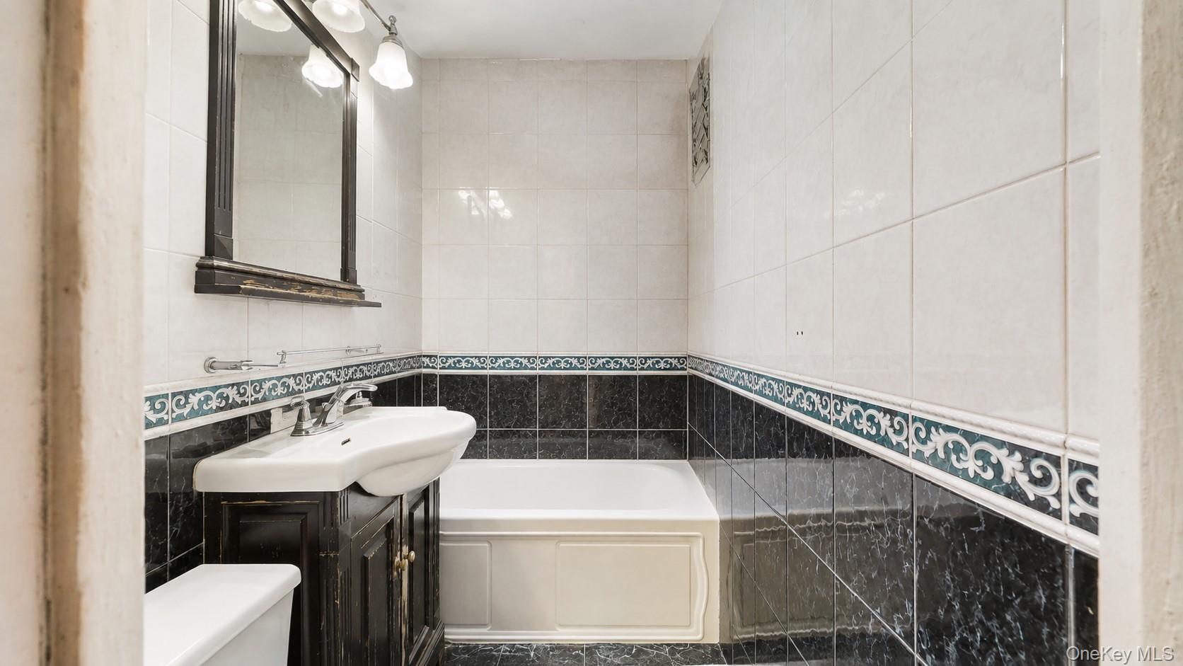 99-05 63rd Drive, Unit 7K photo 15