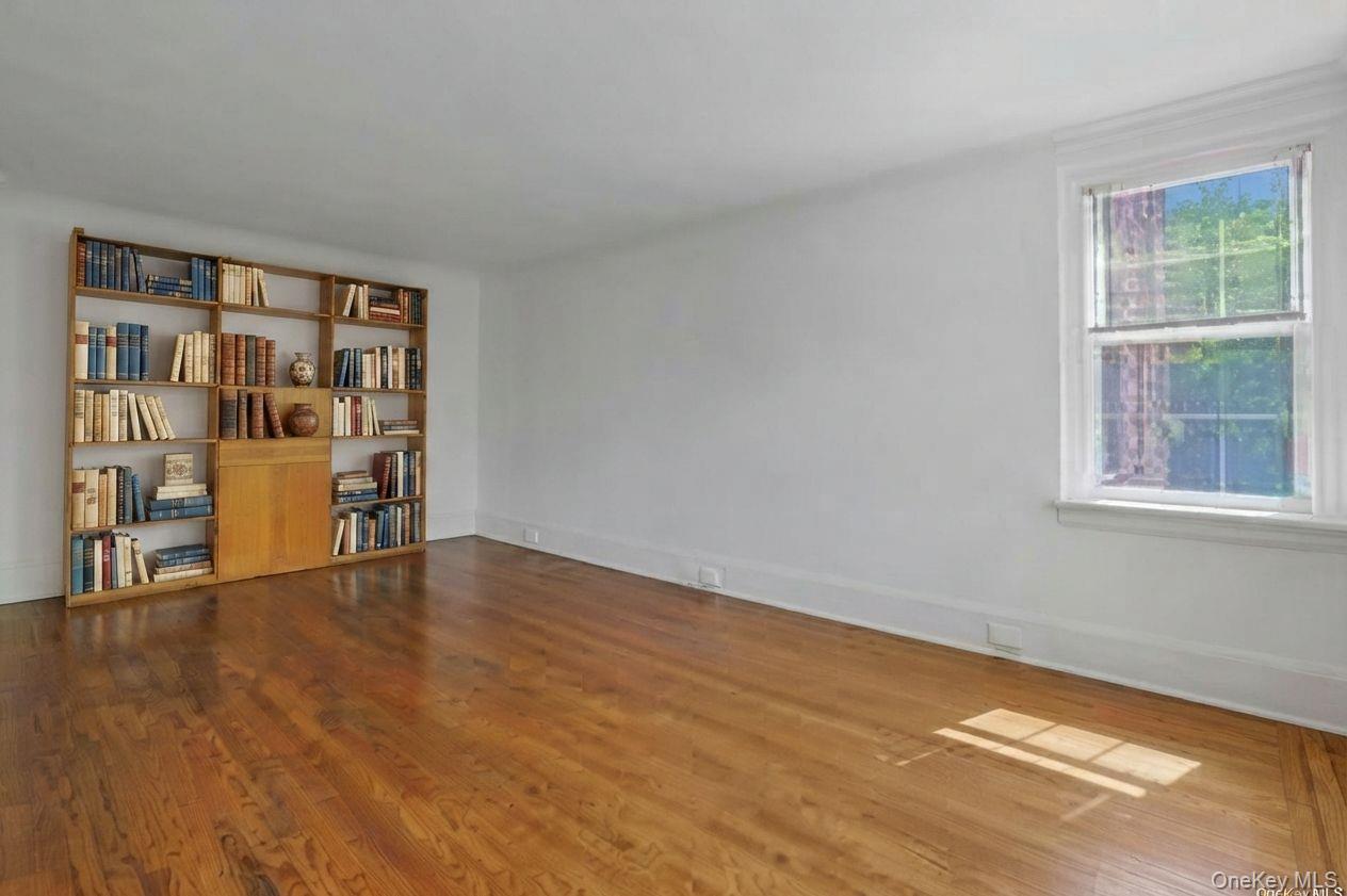 253 Garth Road, Unit 3E photo 17