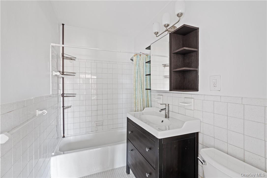 25 Franklin Avenue, Unit 2O photo 9