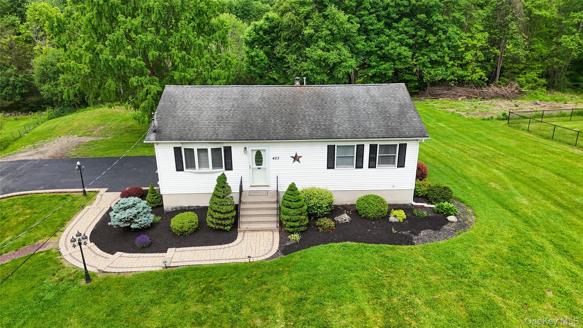 423 Rock Cut Road – For Sale photo 5