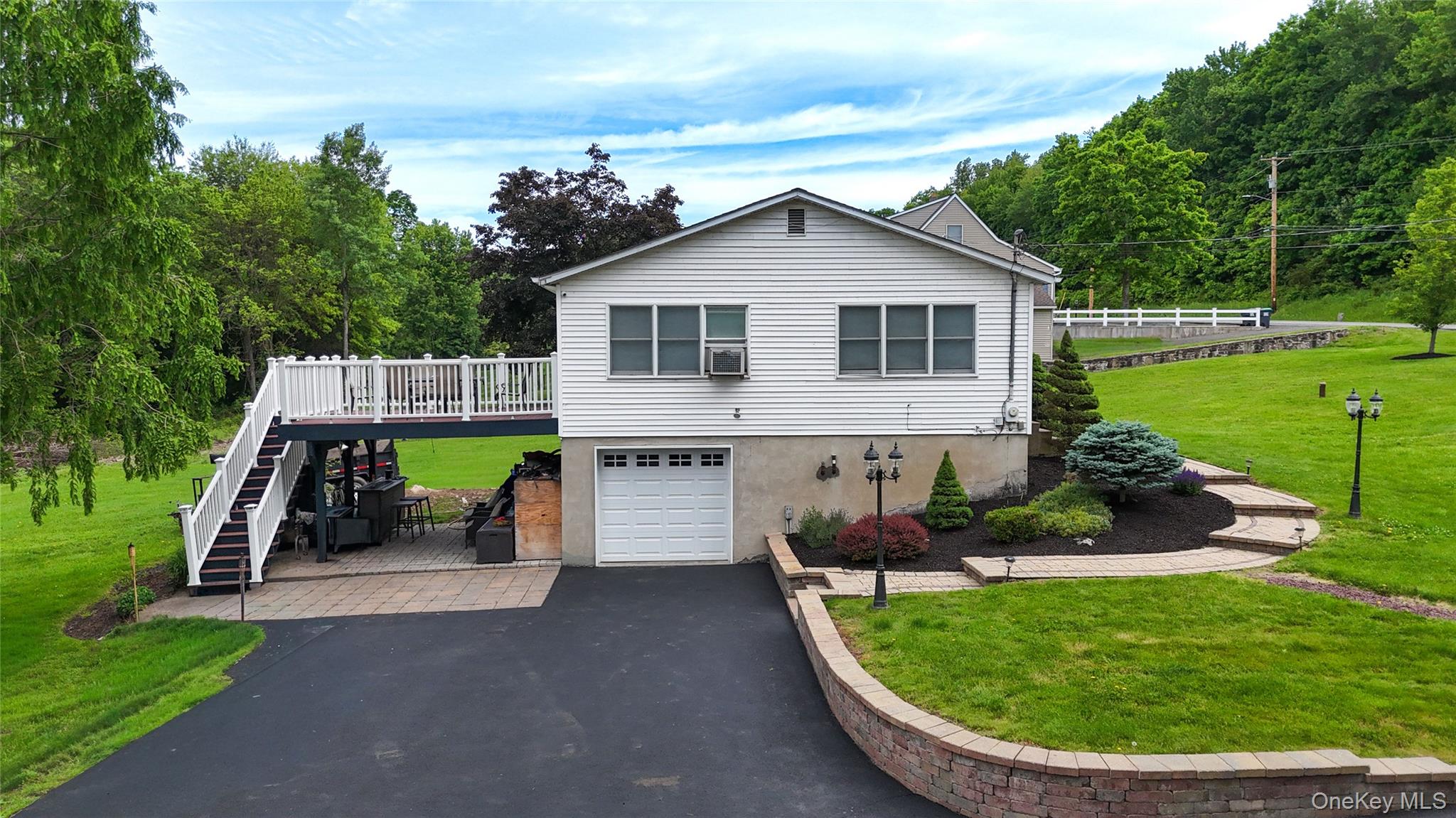 423 Rock Cut Road – For Sale photo 2