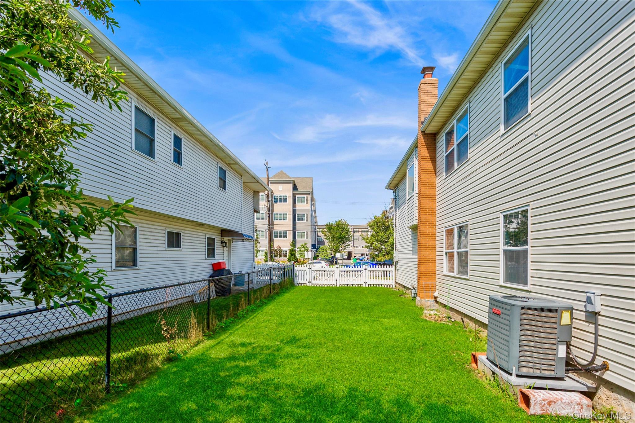 2929 Rockaway Ave – For Sale photo 8