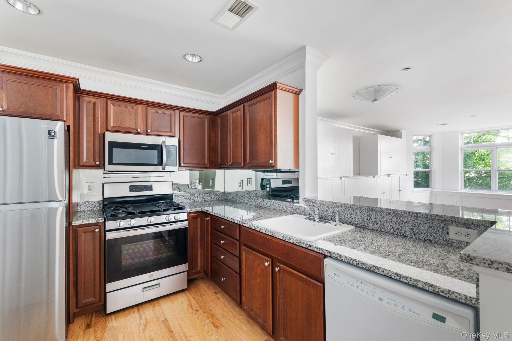 3214 Leeward Drive – For Sale photo 4
