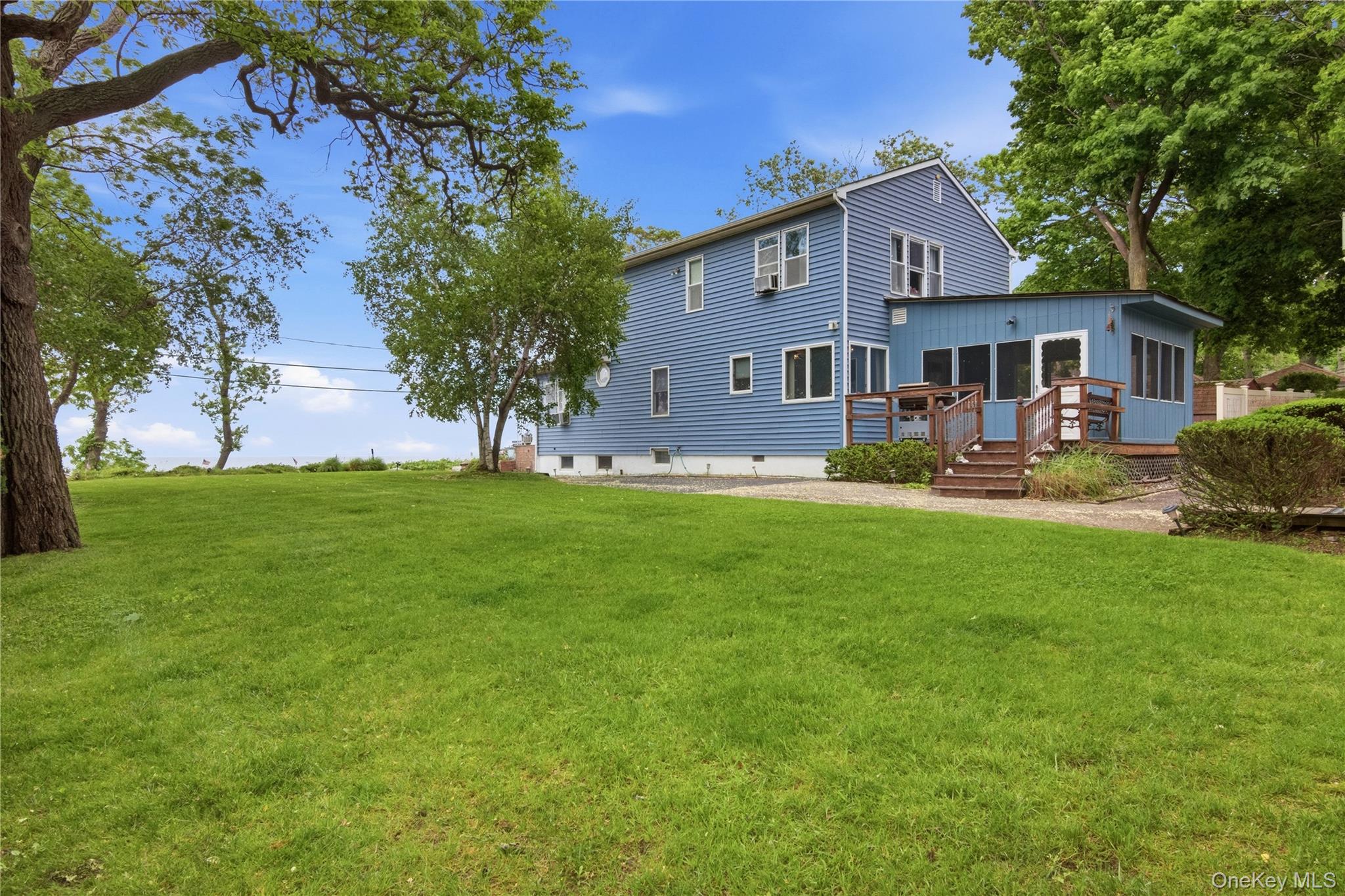 120 Soundview Drive – For Sale photo 27