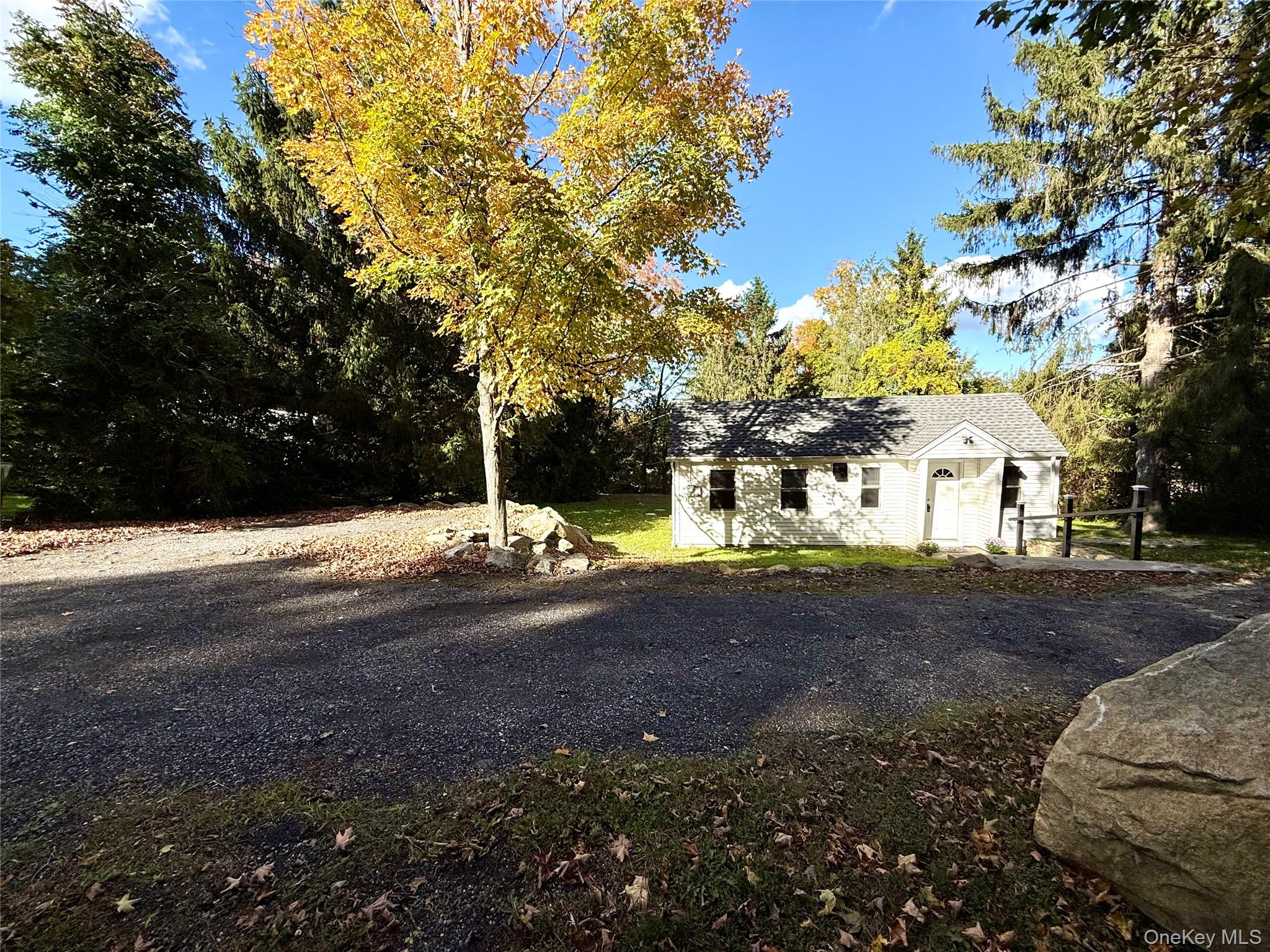 12 Red Brook Road – For Rent photo 5