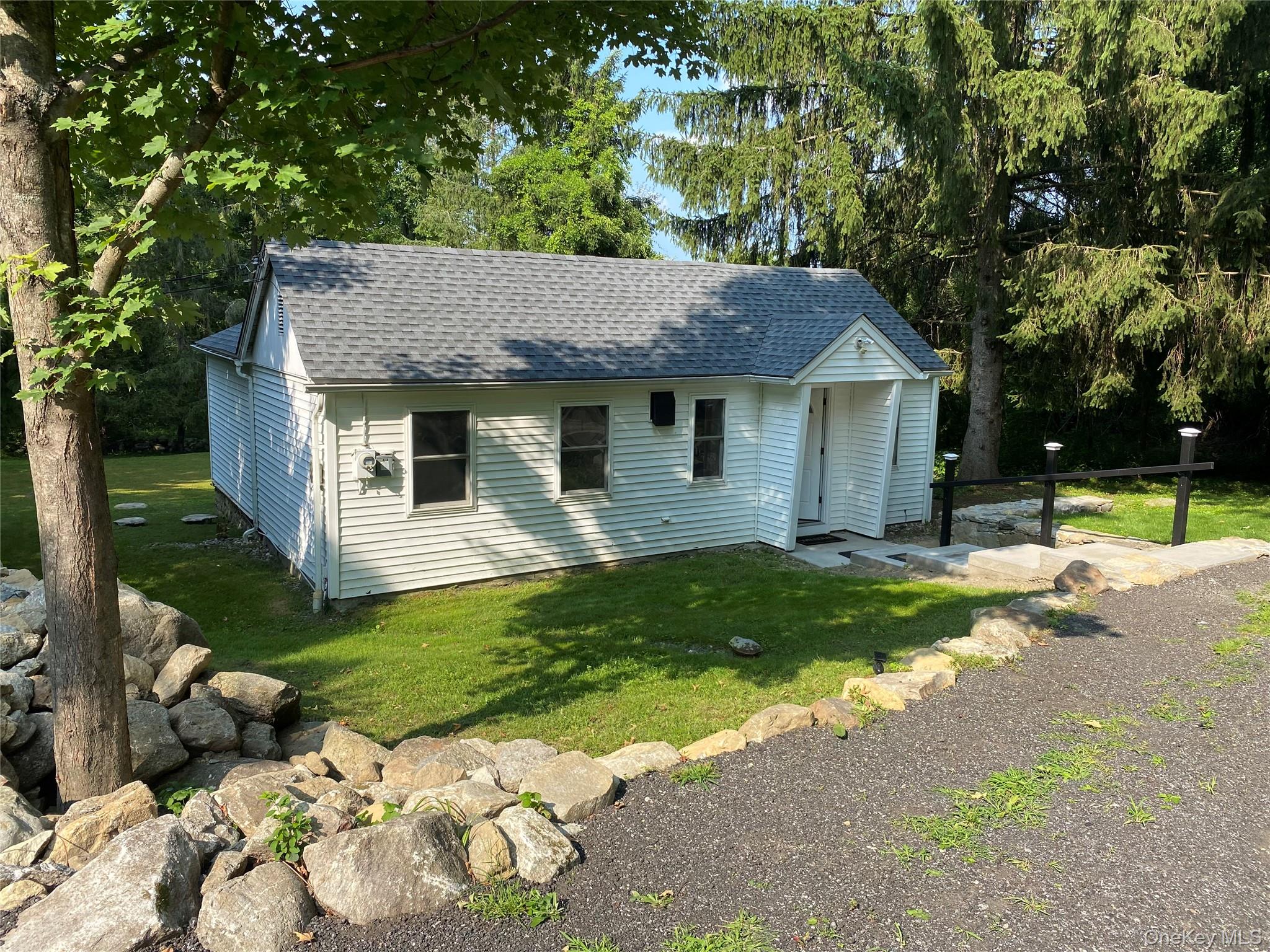 12 Red Brook Road – For Rent photo 24