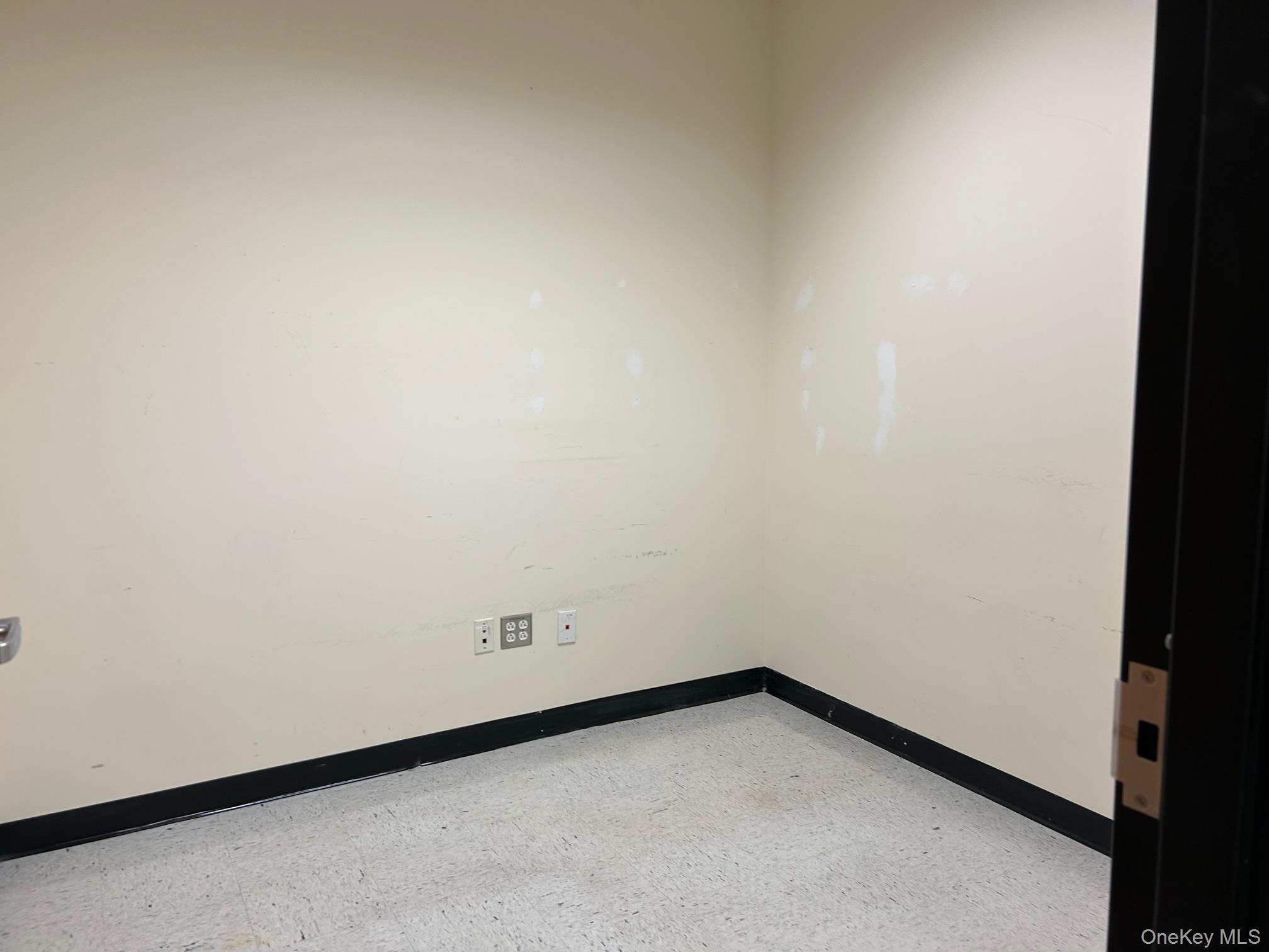 15 Mount Ebo Road S, Unit North/Sout photo 11