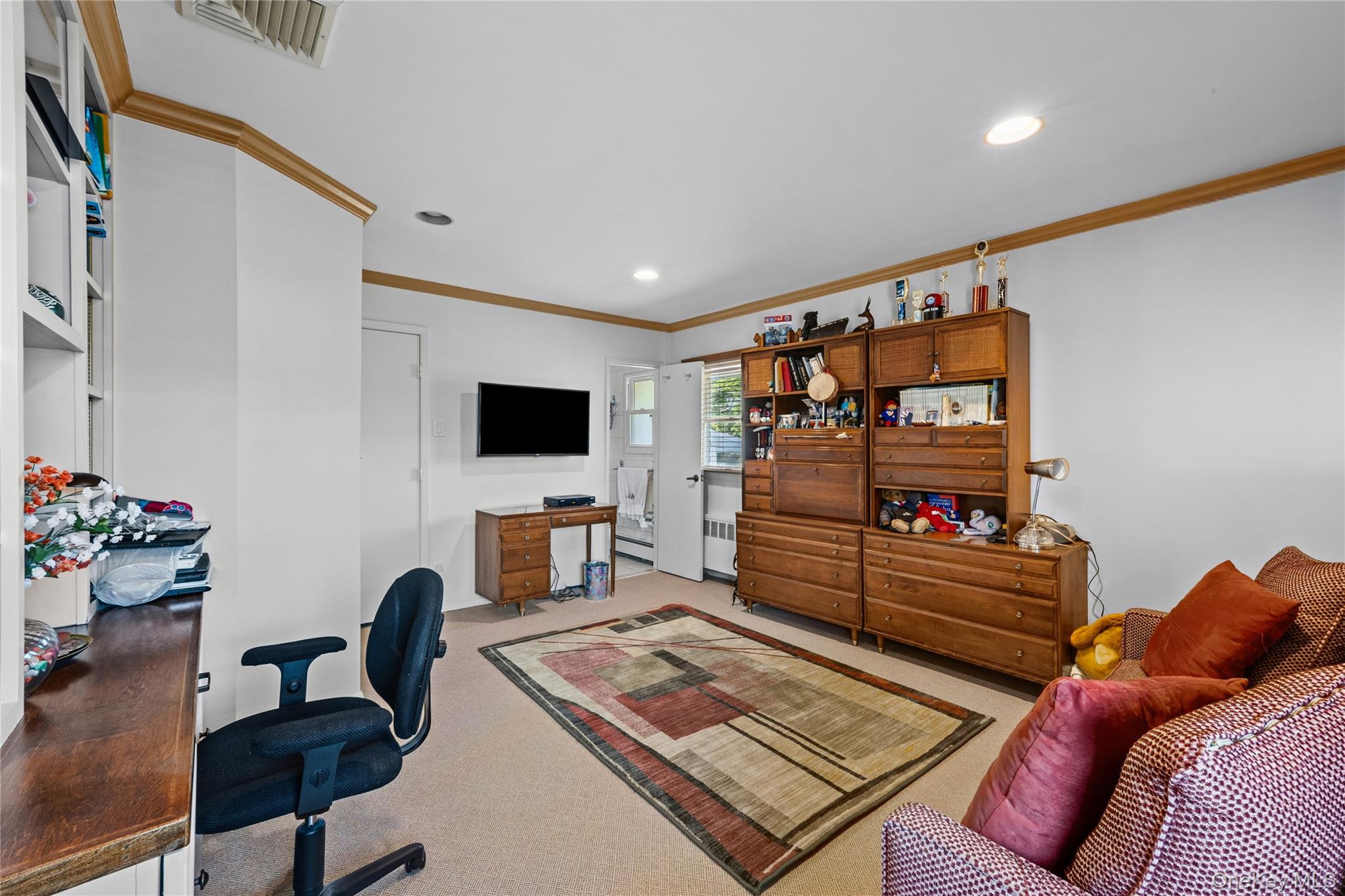16 Winthrop Road – For Sale photo 16