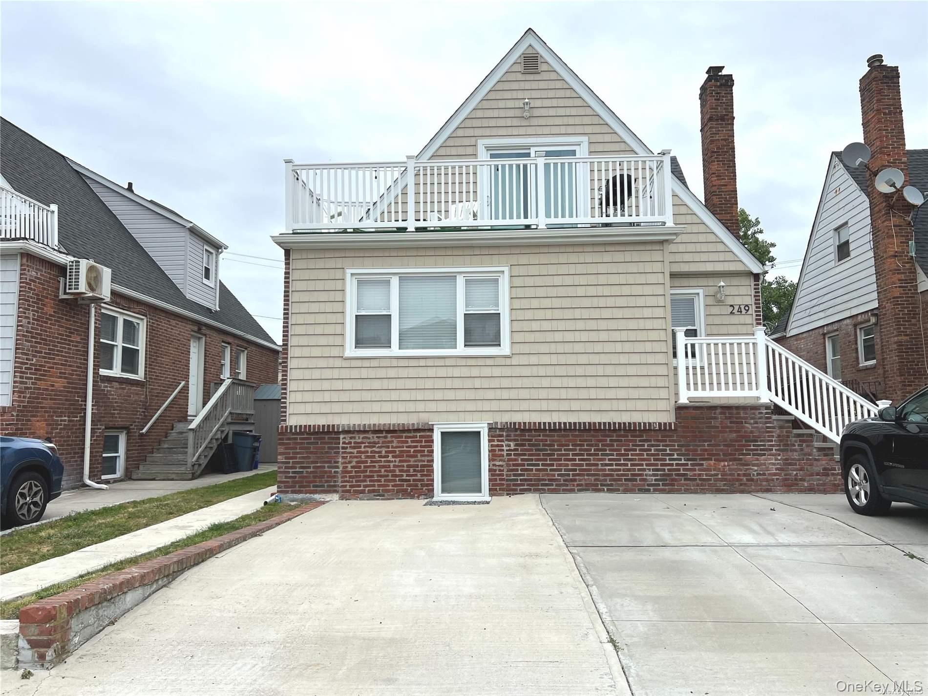 249 E Broadway – For Rent