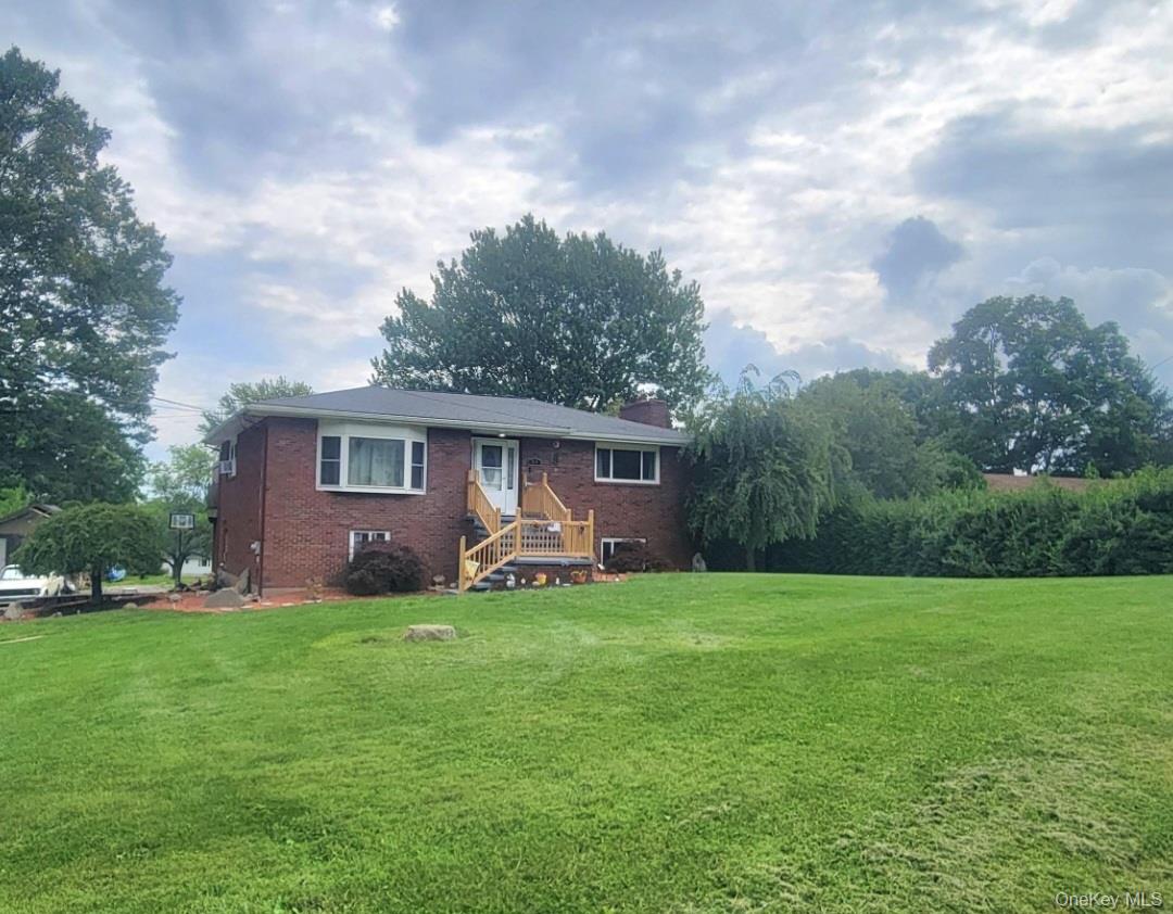 13 Lakeview Drive – For Sale